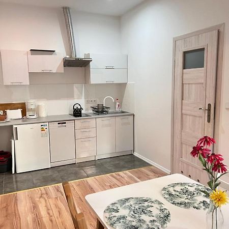 Apartament Lubicz Cracovie Extérieur photo