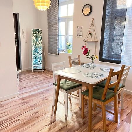 Apartament Lubicz Cracovie Extérieur photo