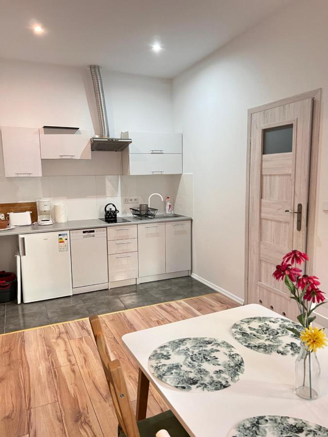 Apartament Lubicz Cracovie Extérieur photo